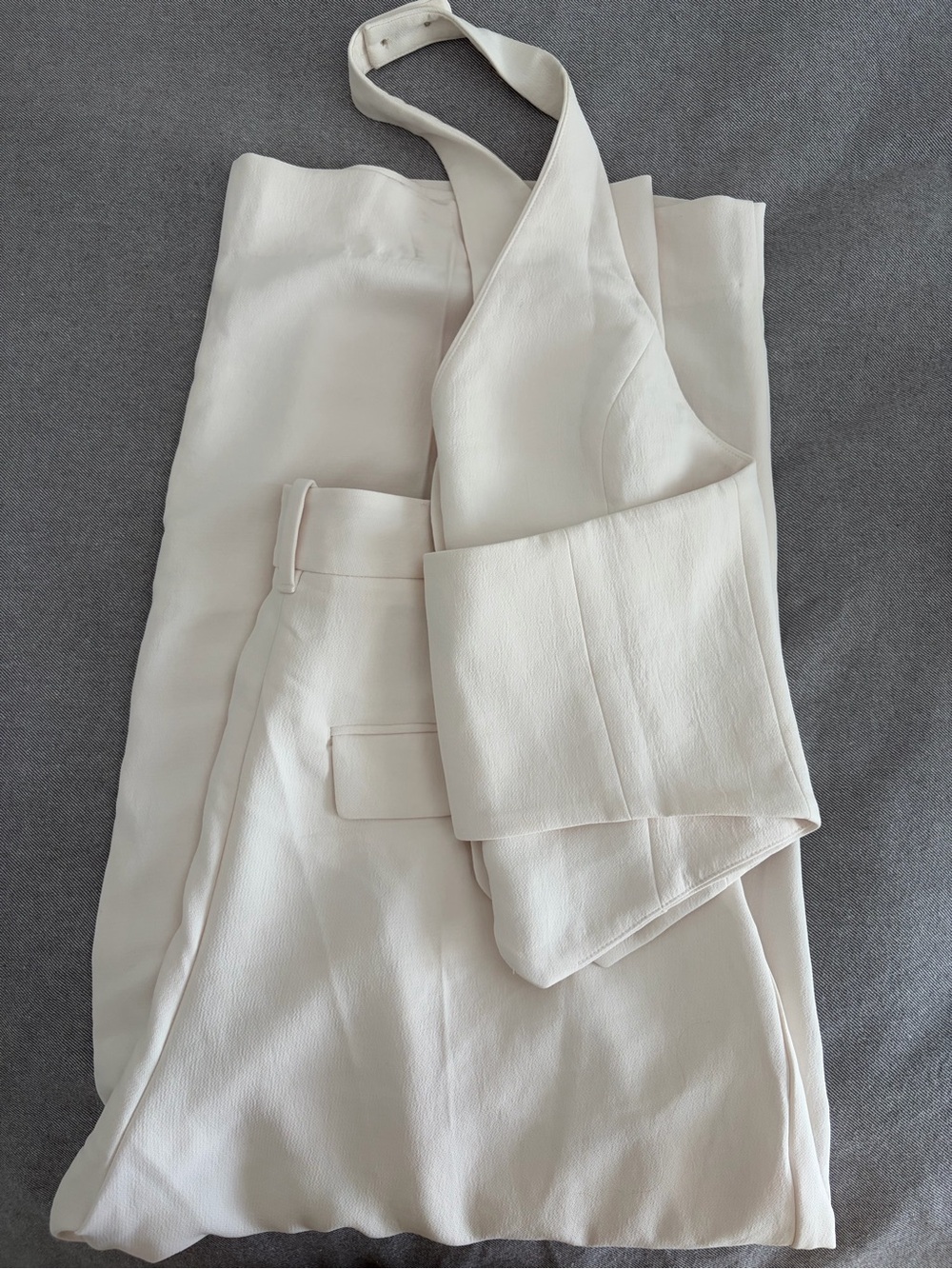 Aritzia Wilfred Cream High-Waist Vest & Trouser Set